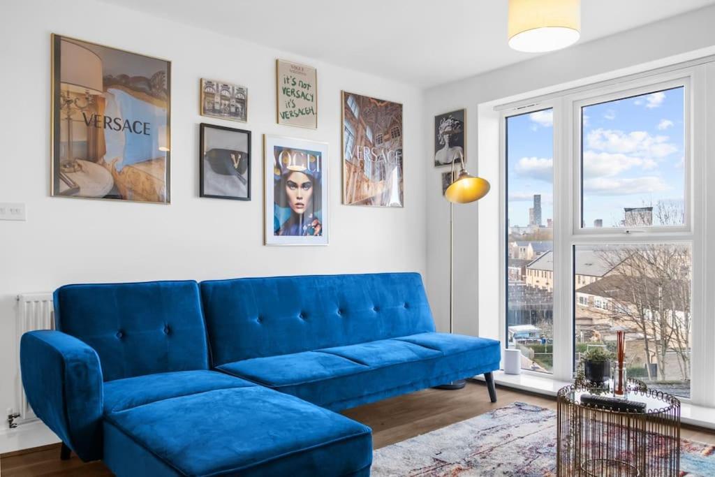 The Versace Suite With 4 Beds And Secure Free Parking Birmingham Exterior photo